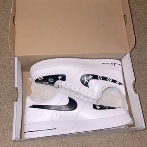 Custom AF1 Louis Vuitton